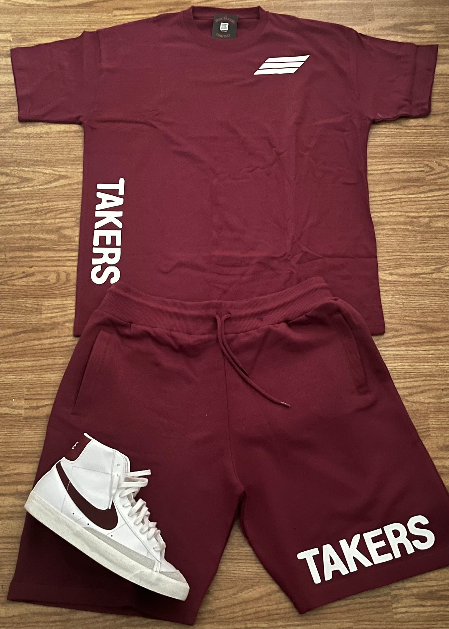 Burgundy With White Unisex Wavy Takers Short Set